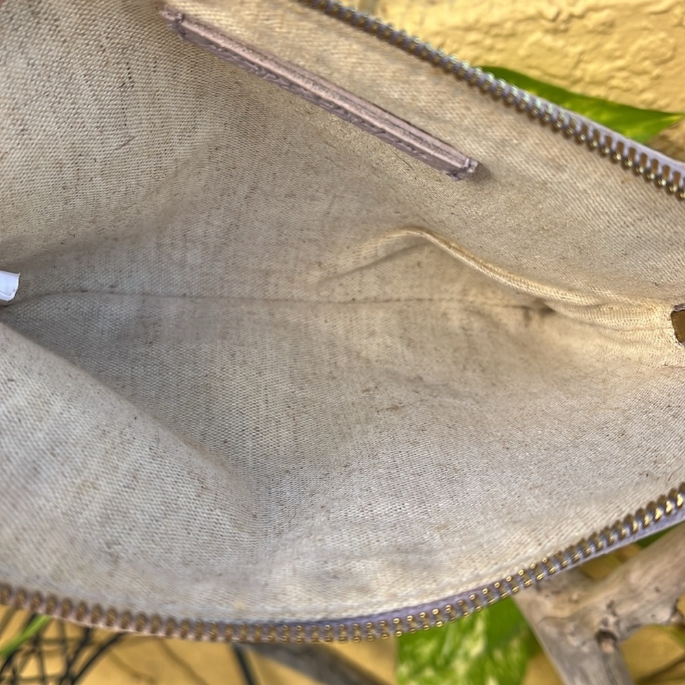 Authentic Mark & Graham Leather Zip Pouch - Picture 12 of 16